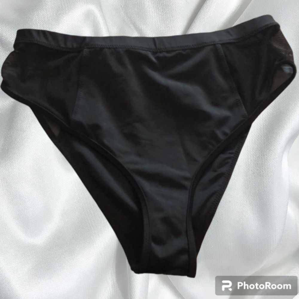 SIMONS  2/$25 black mesh bathing suit bottom size large